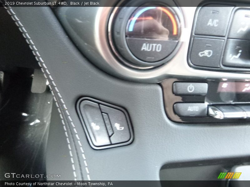 Black / Jet Black 2019 Chevrolet Suburban LT 4WD