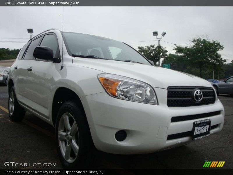 Super White / Ash 2006 Toyota RAV4 4WD