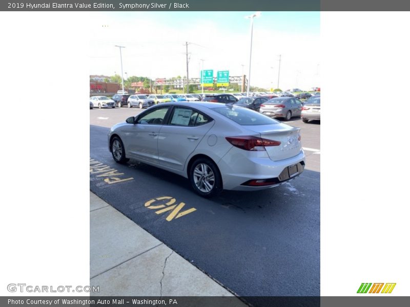 Symphony Silver / Black 2019 Hyundai Elantra Value Edition