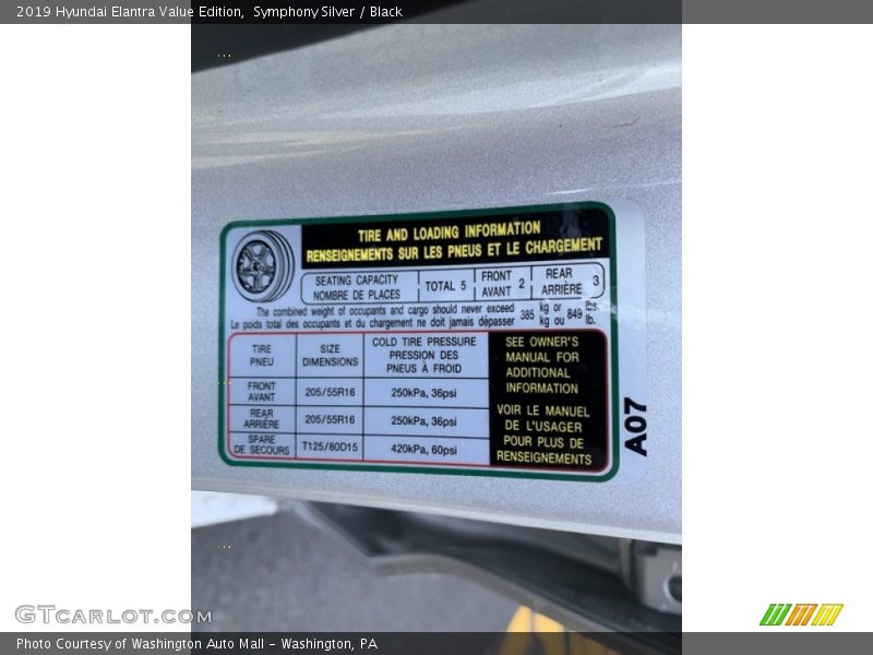 Symphony Silver / Black 2019 Hyundai Elantra Value Edition