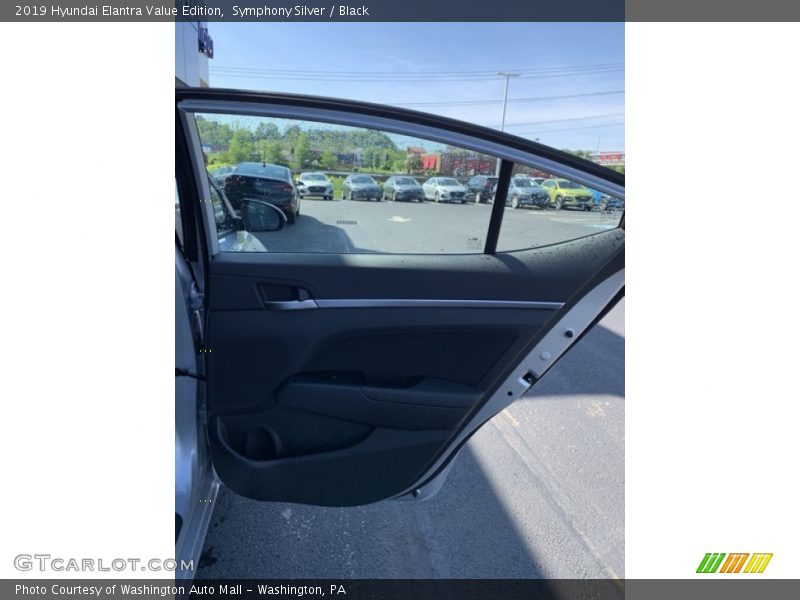 Symphony Silver / Black 2019 Hyundai Elantra Value Edition