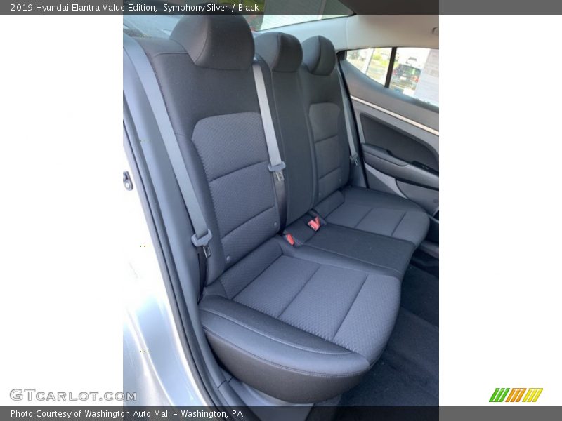 Symphony Silver / Black 2019 Hyundai Elantra Value Edition