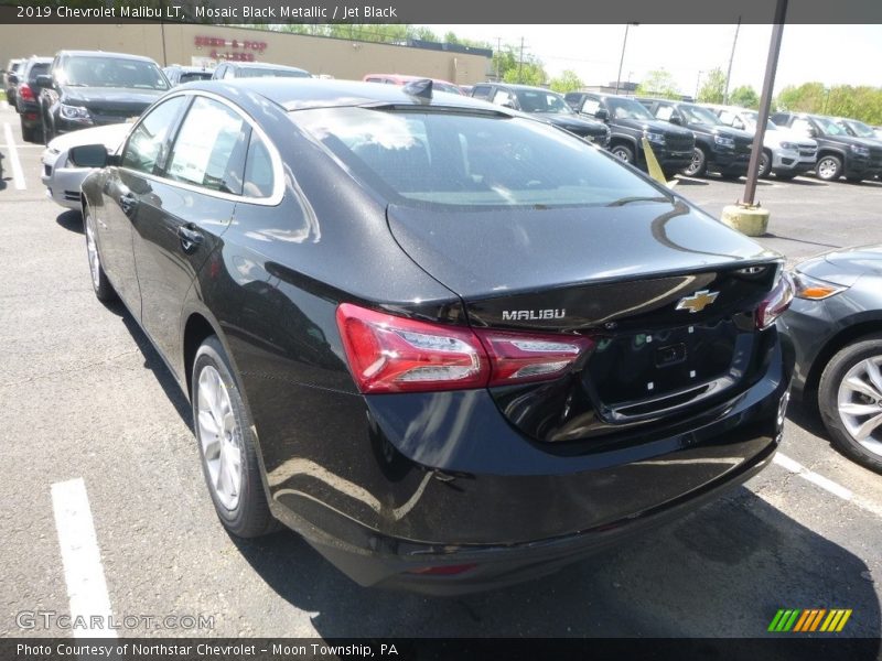 Mosaic Black Metallic / Jet Black 2019 Chevrolet Malibu LT