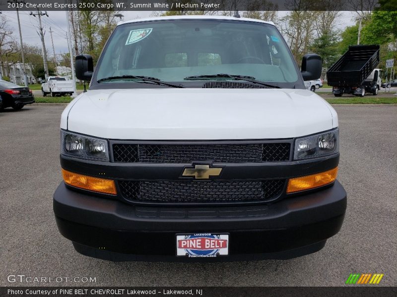 Summit White / Medium Pewter 2019 Chevrolet Express 2500 Cargo WT