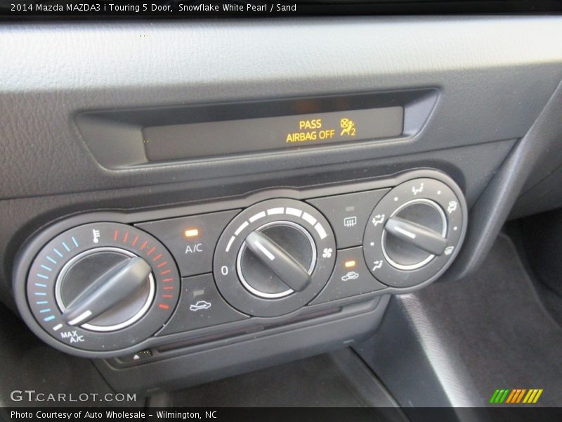Snowflake White Pearl / Sand 2014 Mazda MAZDA3 i Touring 5 Door