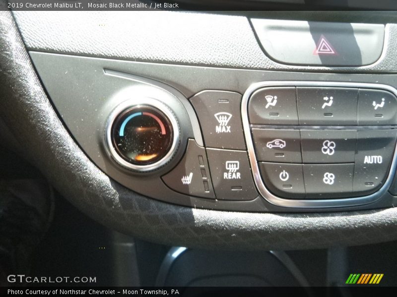 Mosaic Black Metallic / Jet Black 2019 Chevrolet Malibu LT
