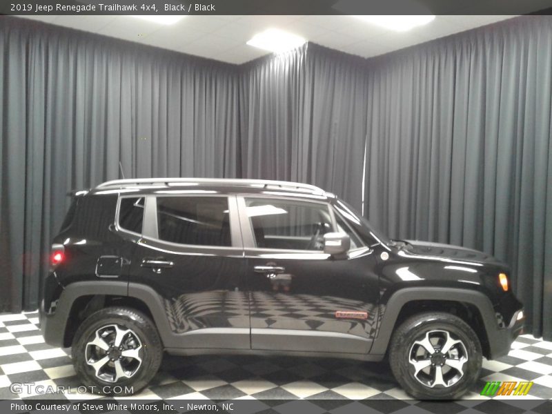 Black / Black 2019 Jeep Renegade Trailhawk 4x4