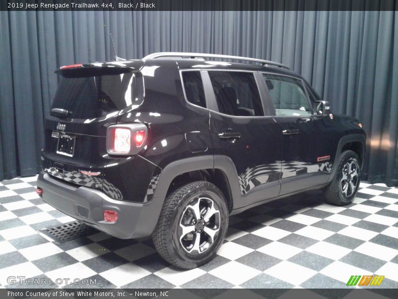 Black / Black 2019 Jeep Renegade Trailhawk 4x4
