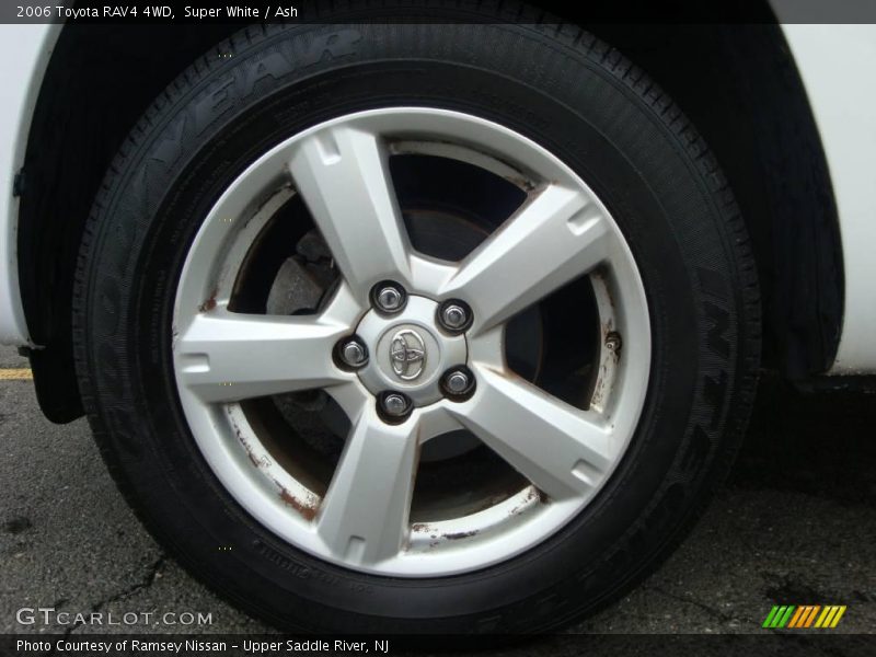 Super White / Ash 2006 Toyota RAV4 4WD