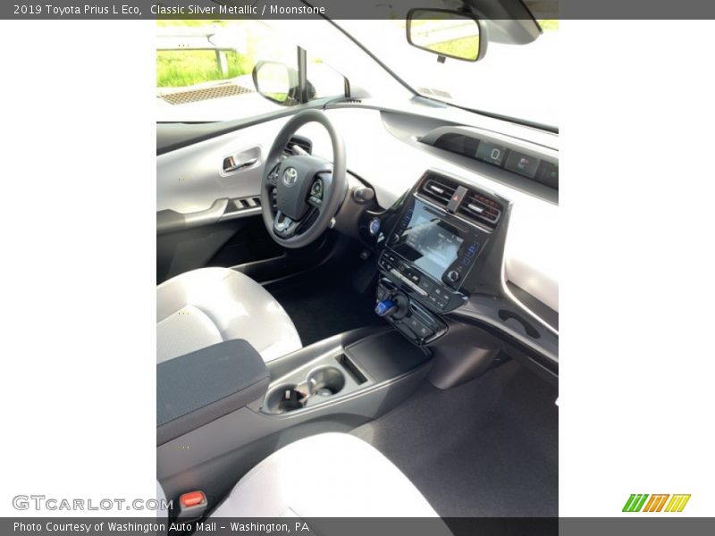 Classic Silver Metallic / Moonstone 2019 Toyota Prius L Eco