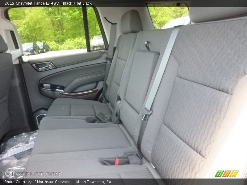 Black / Jet Black 2019 Chevrolet Tahoe LS 4WD