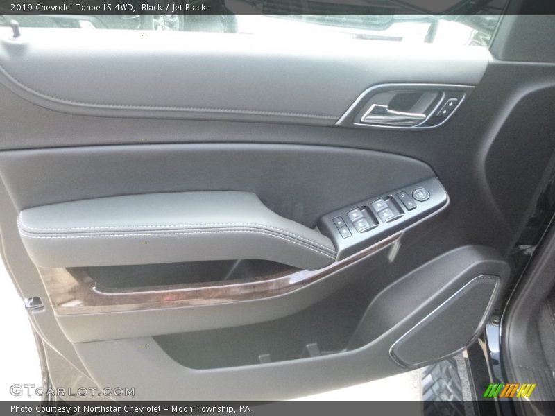 Black / Jet Black 2019 Chevrolet Tahoe LS 4WD