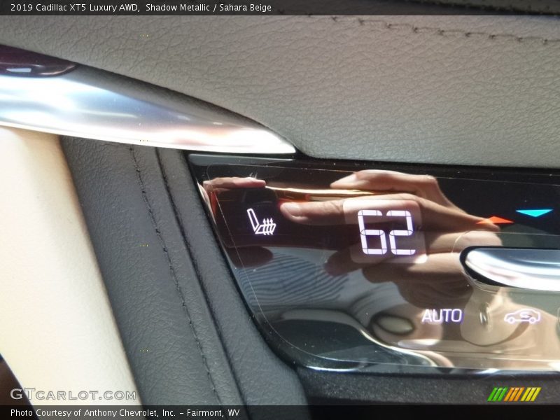Shadow Metallic / Sahara Beige 2019 Cadillac XT5 Luxury AWD