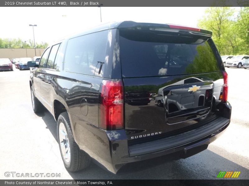 Black / Jet Black 2019 Chevrolet Suburban LT 4WD