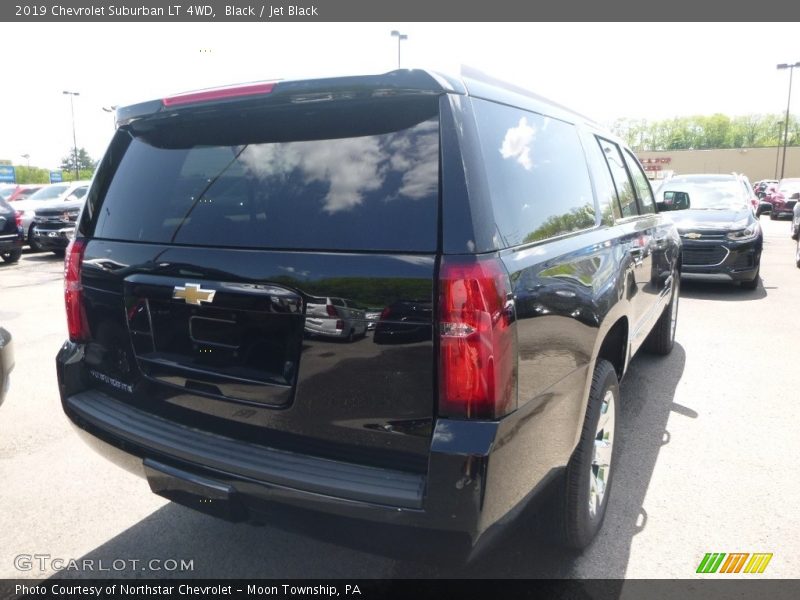 Black / Jet Black 2019 Chevrolet Suburban LT 4WD