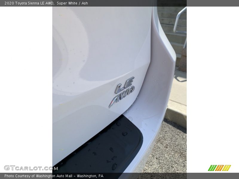 Super White / Ash 2020 Toyota Sienna LE AWD