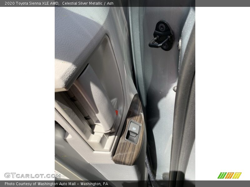 Celestial Silver Metallic / Ash 2020 Toyota Sienna XLE AWD