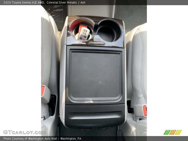 Celestial Silver Metallic / Ash 2020 Toyota Sienna XLE AWD