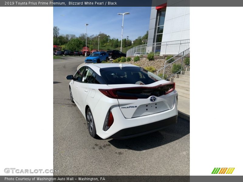 Blizzard White Pearl / Black 2019 Toyota Prius Prime Premium