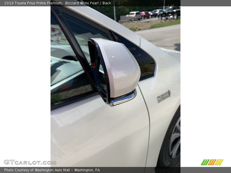 Blizzard White Pearl / Black 2019 Toyota Prius Prime Premium