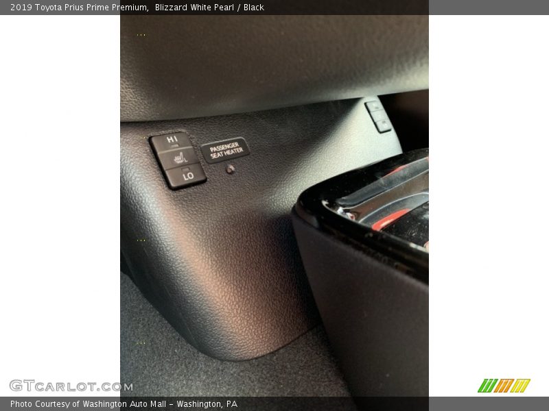 Blizzard White Pearl / Black 2019 Toyota Prius Prime Premium