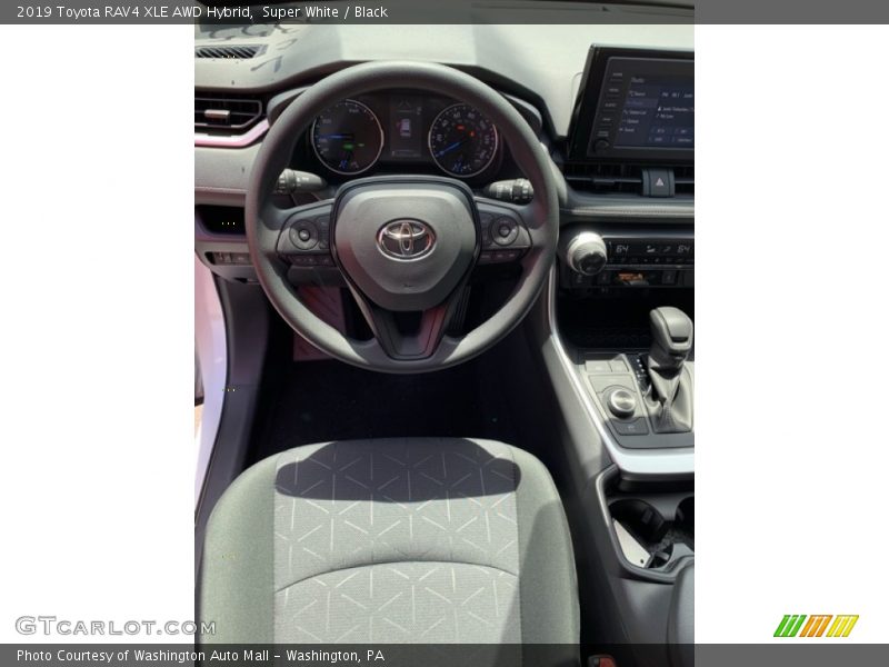 Super White / Black 2019 Toyota RAV4 XLE AWD Hybrid