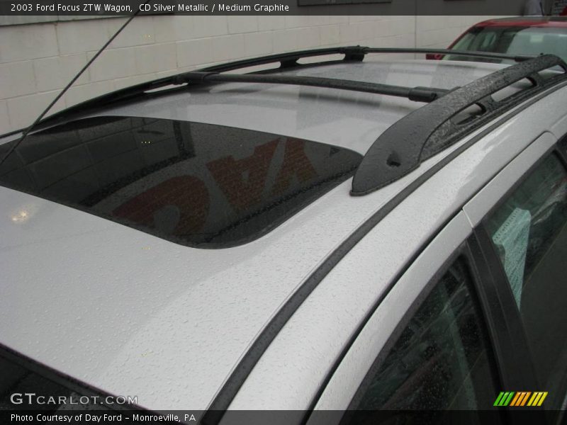 CD Silver Metallic / Medium Graphite 2003 Ford Focus ZTW Wagon