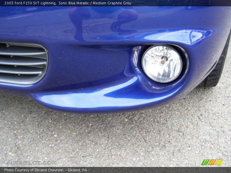 Sonic Blue Metallic / Medium Graphite Grey 2003 Ford F150 SVT Lightning