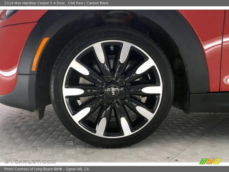 Chili Red / Carbon Black 2019 Mini Hardtop Cooper S 4 Door