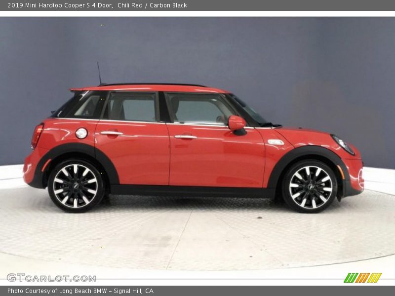 Chili Red / Carbon Black 2019 Mini Hardtop Cooper S 4 Door