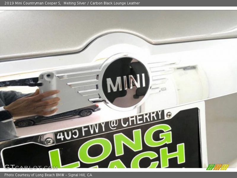 Melting Silver / Carbon Black Lounge Leather 2019 Mini Countryman Cooper S