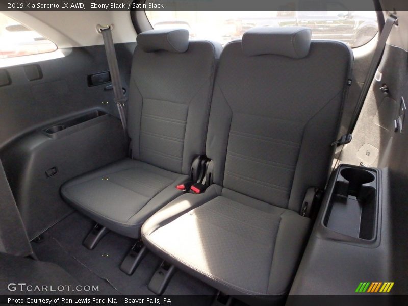 Ebony Black / Satin Black 2019 Kia Sorento LX AWD