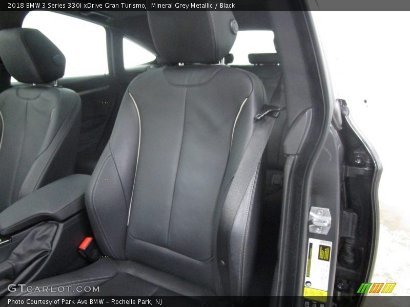 Mineral Grey Metallic / Black 2018 BMW 3 Series 330i xDrive Gran Turismo