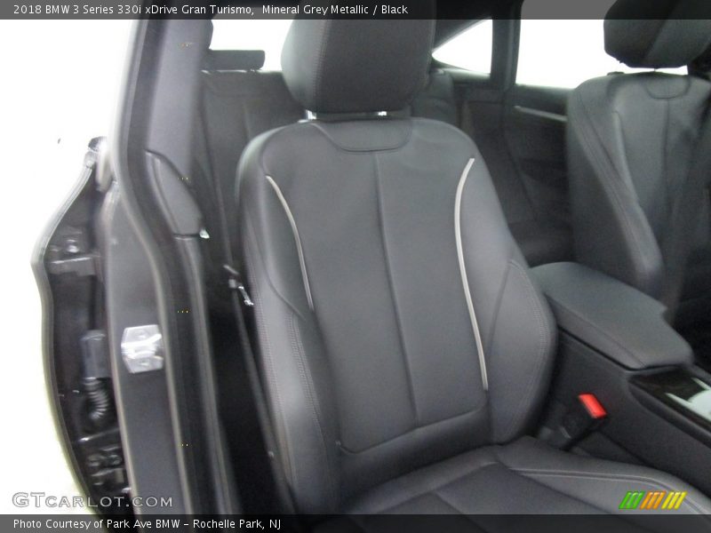 Mineral Grey Metallic / Black 2018 BMW 3 Series 330i xDrive Gran Turismo