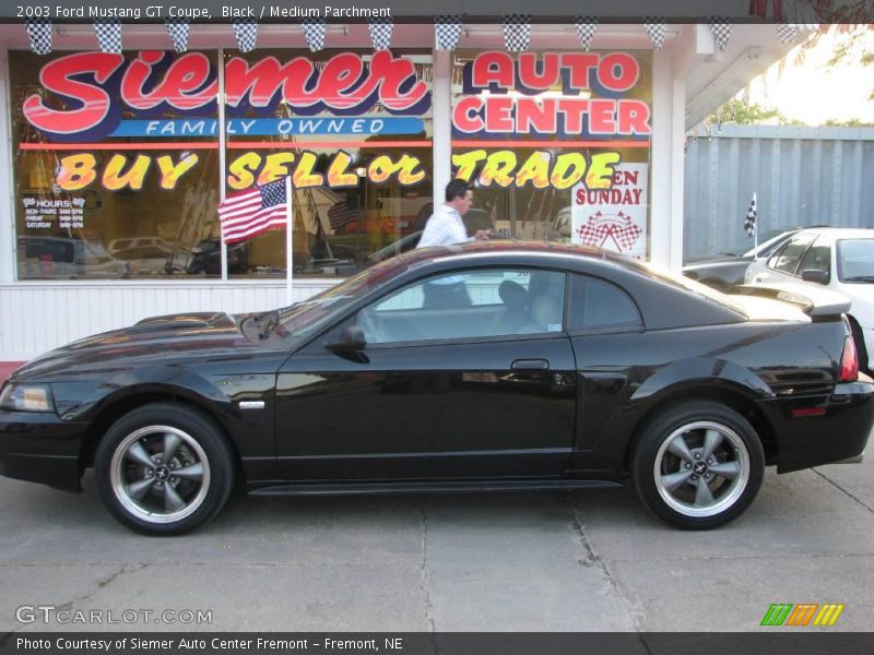 Black / Medium Parchment 2003 Ford Mustang GT Coupe