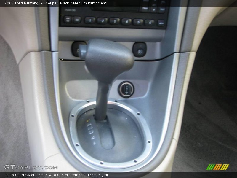 Black / Medium Parchment 2003 Ford Mustang GT Coupe