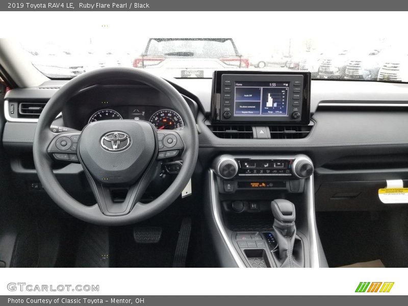 Ruby Flare Pearl / Black 2019 Toyota RAV4 LE