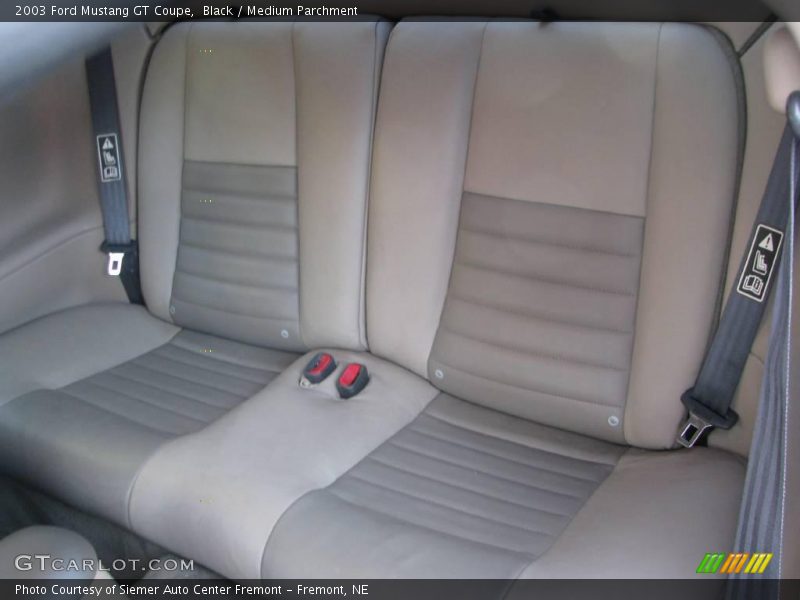 Black / Medium Parchment 2003 Ford Mustang GT Coupe
