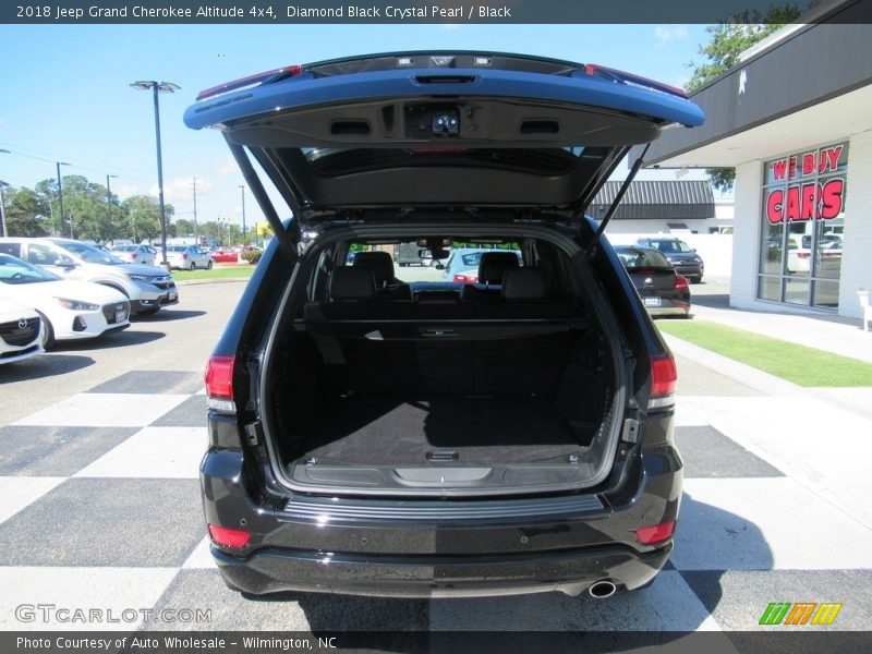 Diamond Black Crystal Pearl / Black 2018 Jeep Grand Cherokee Altitude 4x4
