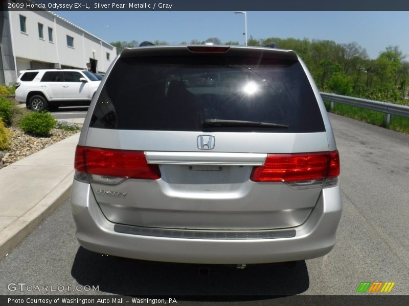 Silver Pearl Metallic / Gray 2009 Honda Odyssey EX-L