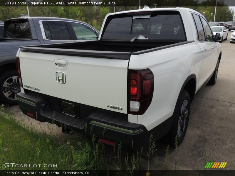 White Diamond Pearl / Beige 2019 Honda Ridgeline RTL-E AWD