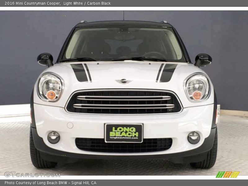 Light White / Carbon Black 2016 Mini Countryman Cooper