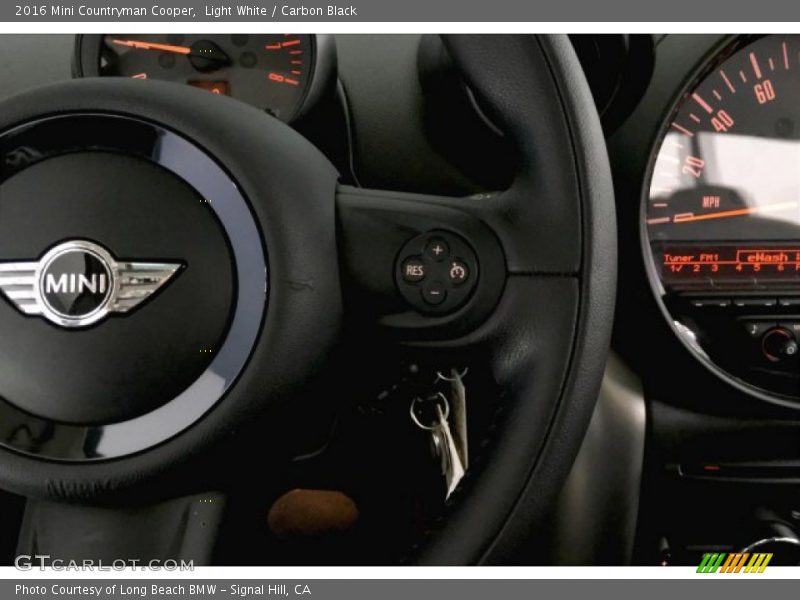 Light White / Carbon Black 2016 Mini Countryman Cooper