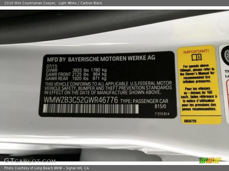 Light White / Carbon Black 2016 Mini Countryman Cooper