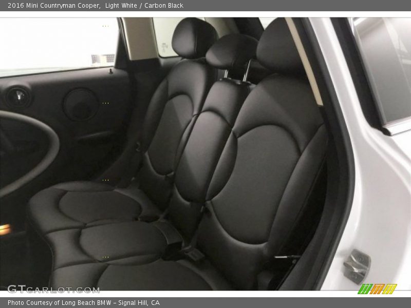 Light White / Carbon Black 2016 Mini Countryman Cooper