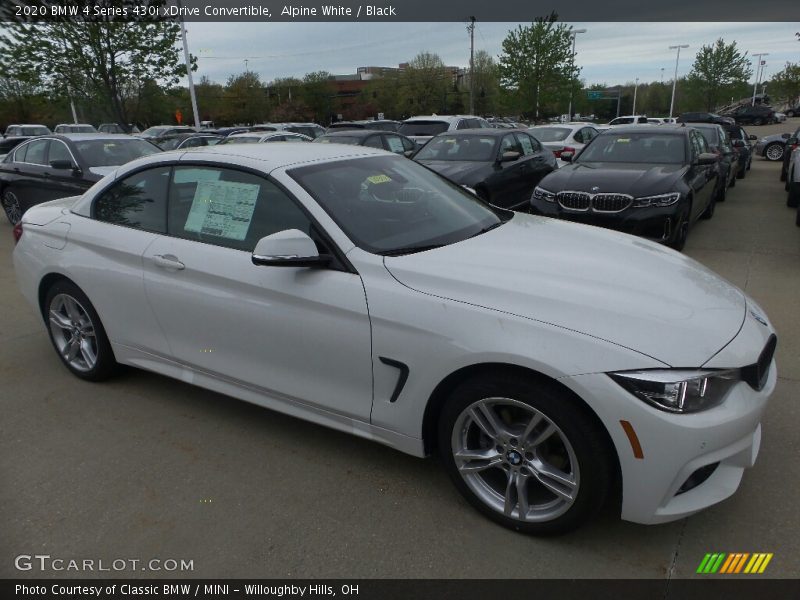 Front 3/4 View of 2020 4 Series 430i xDrive Convertible