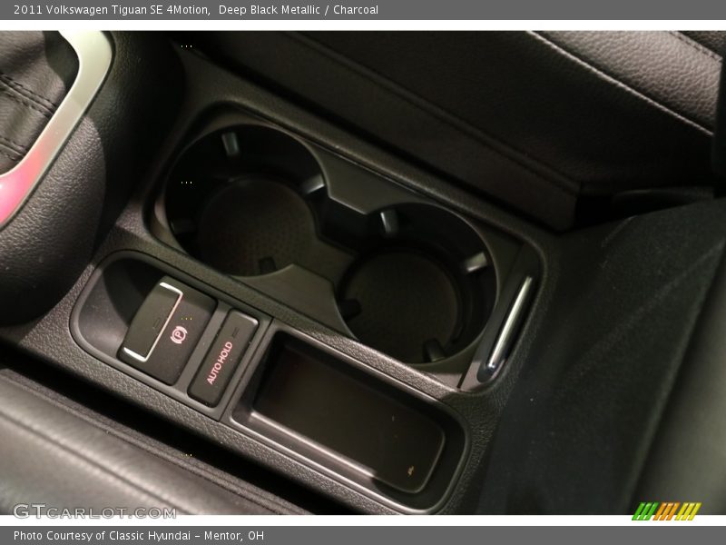 Deep Black Metallic / Charcoal 2011 Volkswagen Tiguan SE 4Motion
