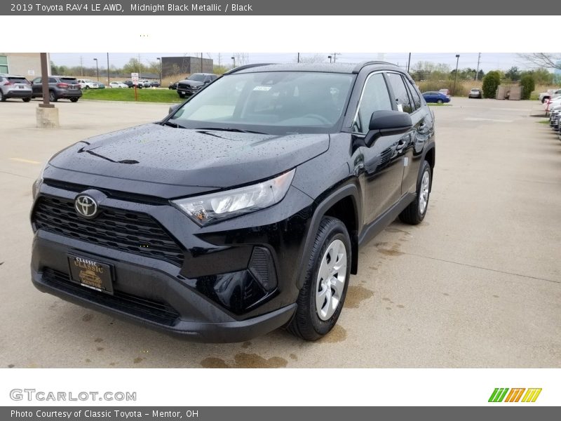 Midnight Black Metallic / Black 2019 Toyota RAV4 LE AWD