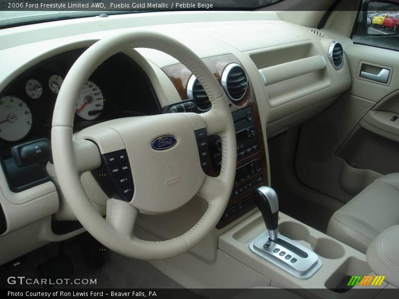 Pueblo Gold Metallic / Pebble Beige 2006 Ford Freestyle Limited AWD