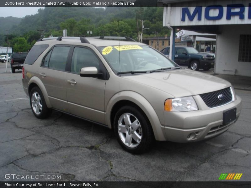 Pueblo Gold Metallic / Pebble Beige 2006 Ford Freestyle Limited AWD